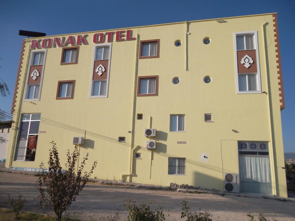 Konak Hotel Mut Luaran gambar