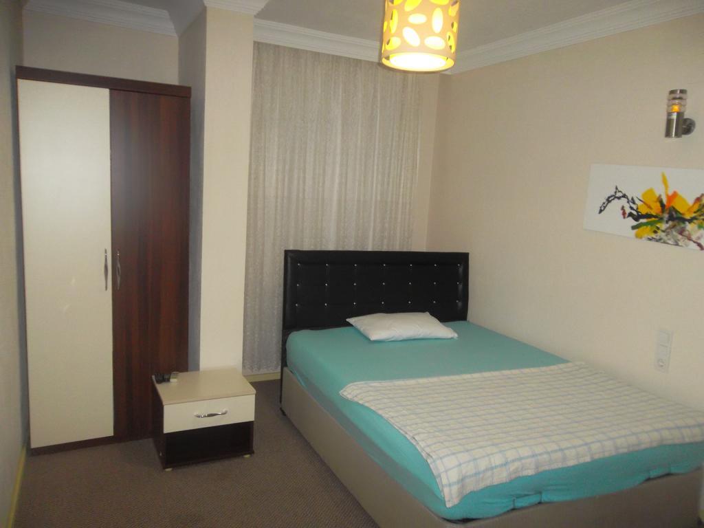 Konak Hotel Mut Luaran gambar