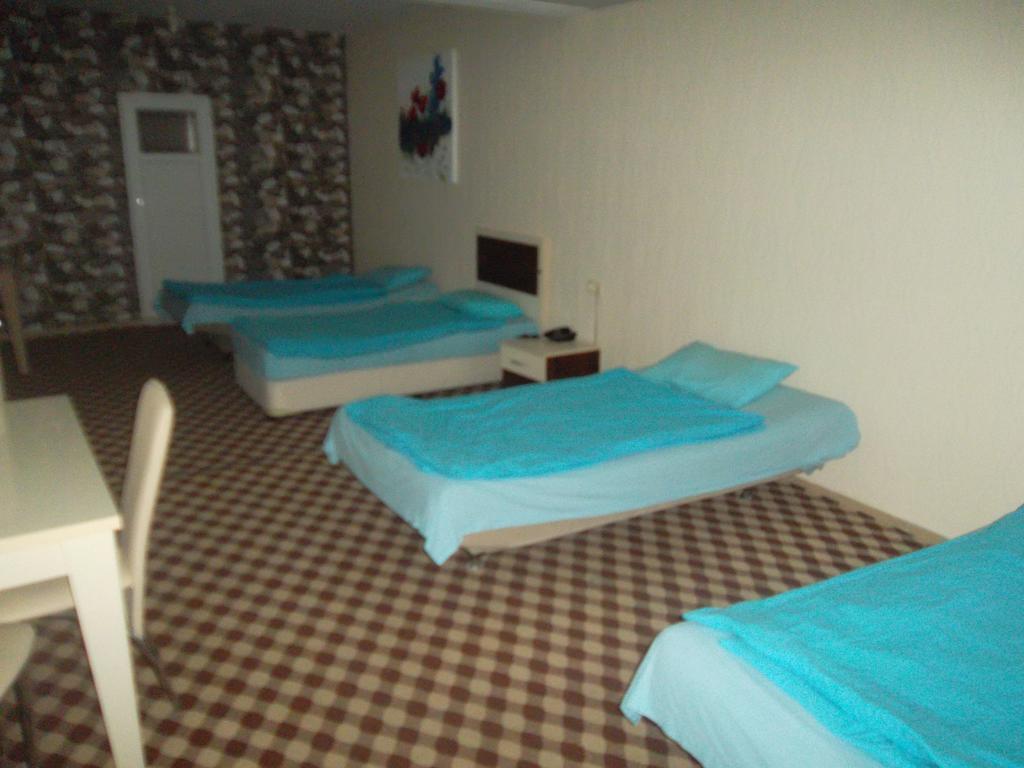 Konak Hotel Mut Luaran gambar