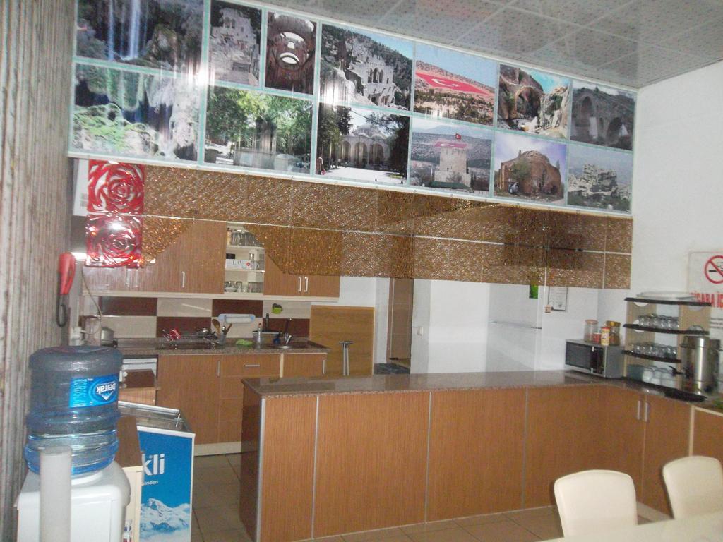 Konak Hotel Mut Luaran gambar