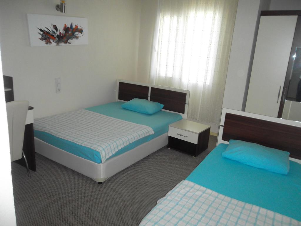 Konak Hotel Mut Bilik gambar