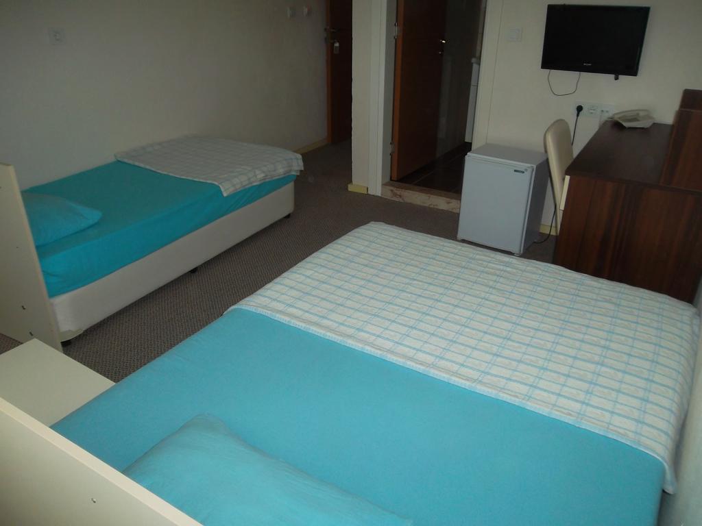 Konak Hotel Mut Bilik gambar