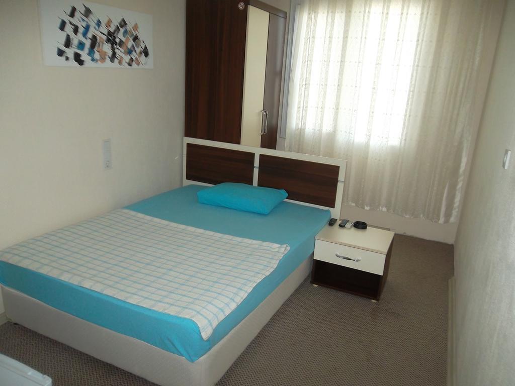 Konak Hotel Mut Bilik gambar