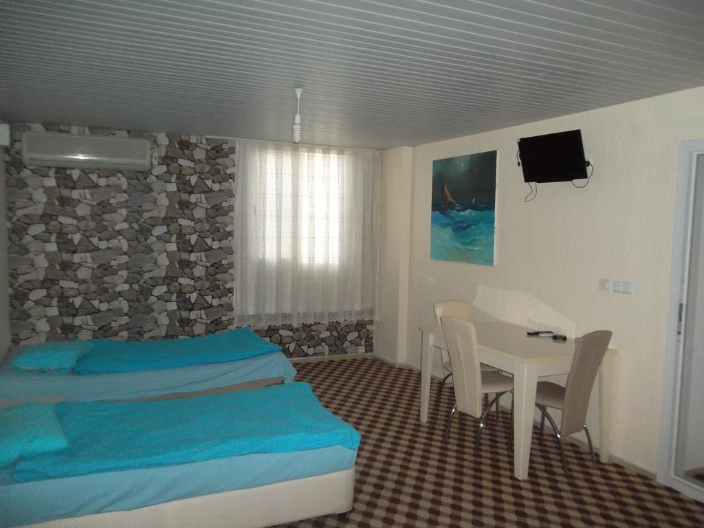 Konak Hotel Mut Bilik gambar