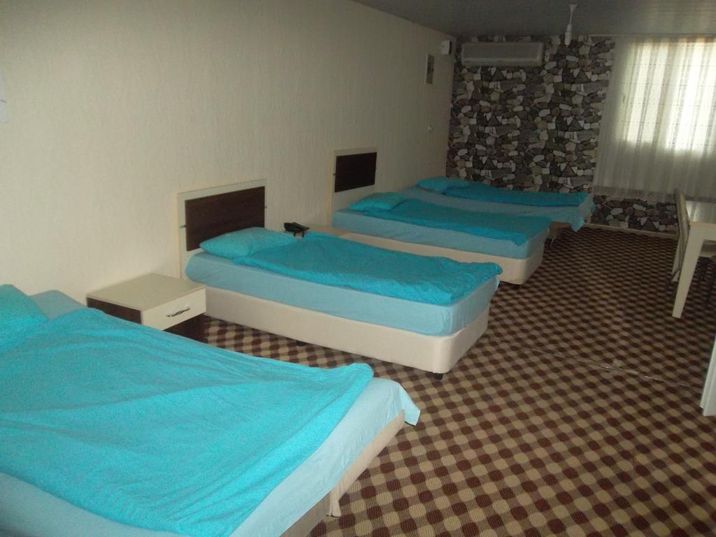 Konak Hotel Mut Bilik gambar