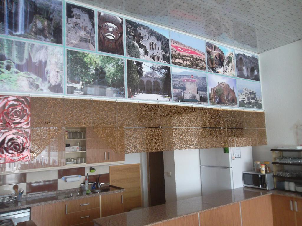Konak Hotel Mut Luaran gambar