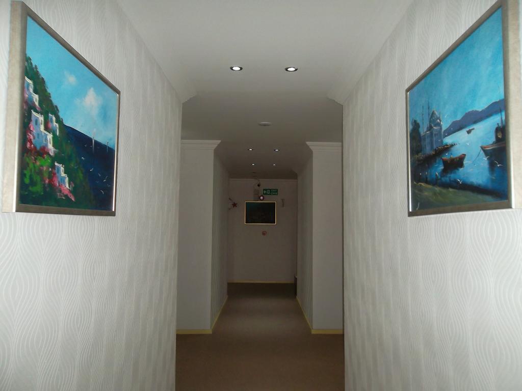 Konak Hotel Mut Luaran gambar
